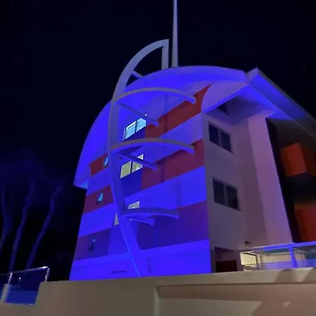 Comfort And Relax By The Pool-beahost Apartament *