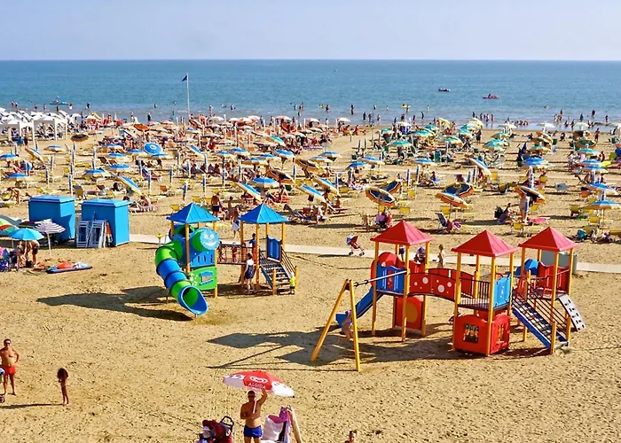 Comfort And Relax By The Pool-beahost *