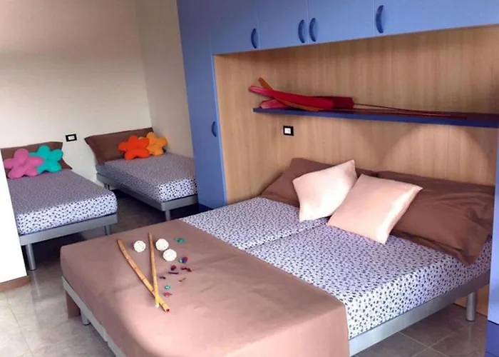 Comfort And Relax By The Pool-beahost ביביונה