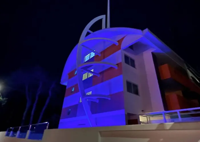 Comfort And Relax By The Pool-beahost * Bibione